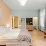 Holiday 33 Apartment S-Bahn Schönhauser Allee