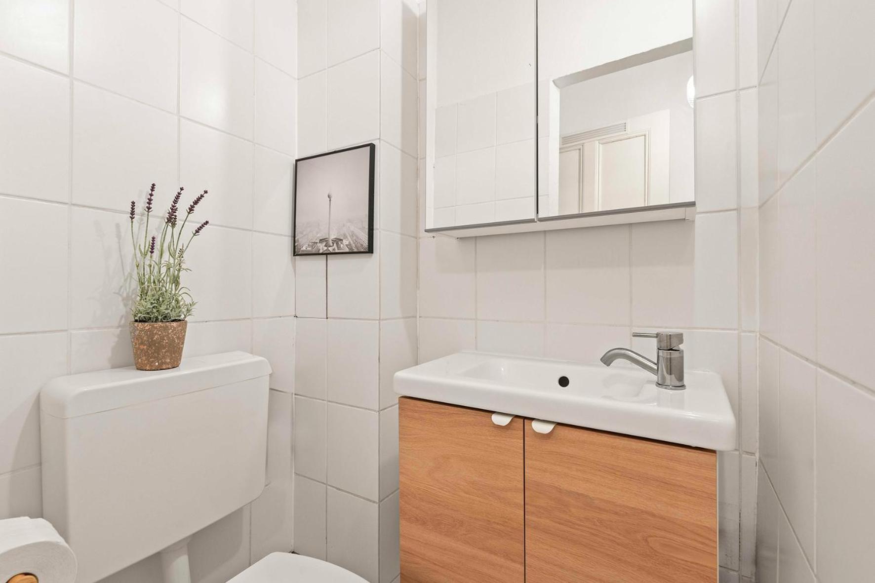 Apartment 33 S-bahn Schönhauser Allee *