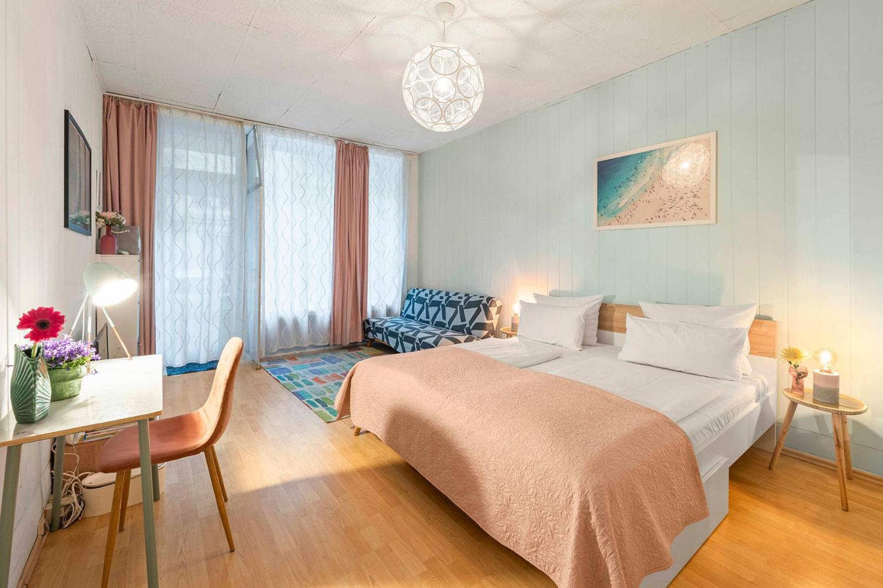 Apartment 33 S-bahn Schönhauser Allee *